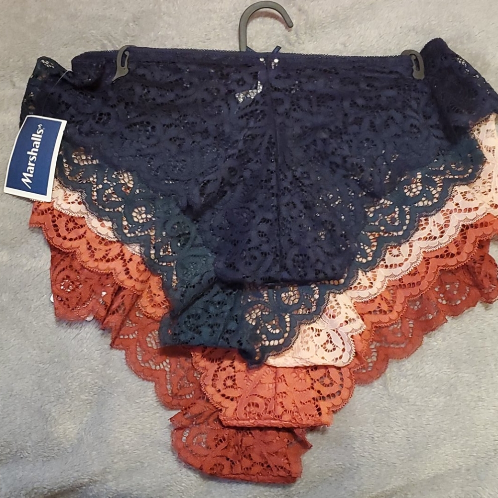 SOLD - Picture 2 of 4